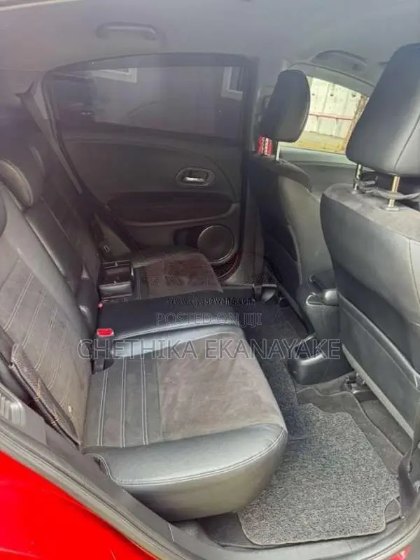 Honda Vezel RS Sensing 2017 SUV (Used)
