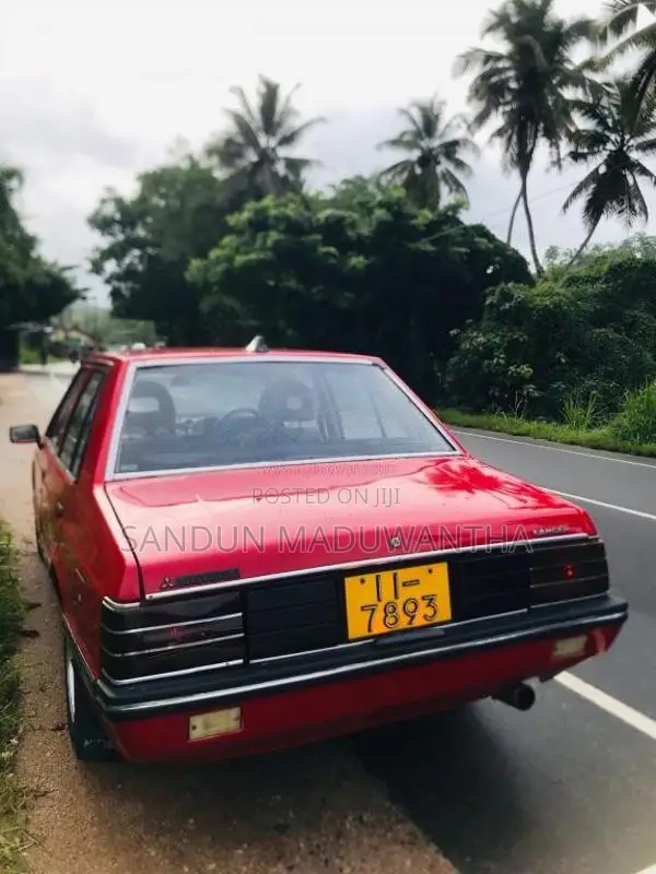 Mitsubishi Lancer Box 1980 Car (Used)