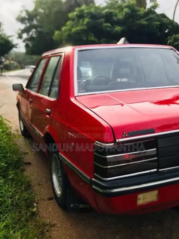 Mitsubishi Lancer Box 1980 Car (Used)