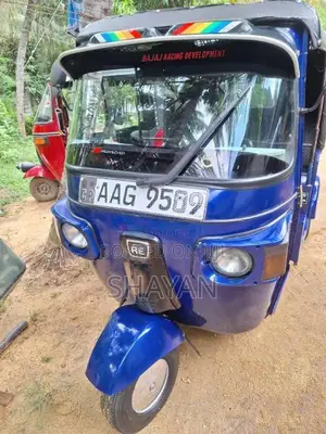 Bajaj 4 Stroke 2013 Three Wheel (Used)