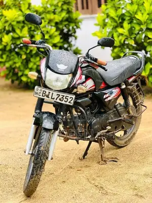 Hero HF DELUXE 2020 Motorbike (Used)