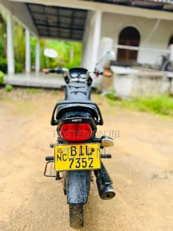 Hero HF DELUXE 2020 Motorbike (Used)