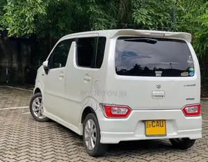 Suzuki Wagon R FZ 2017 Car (Used)