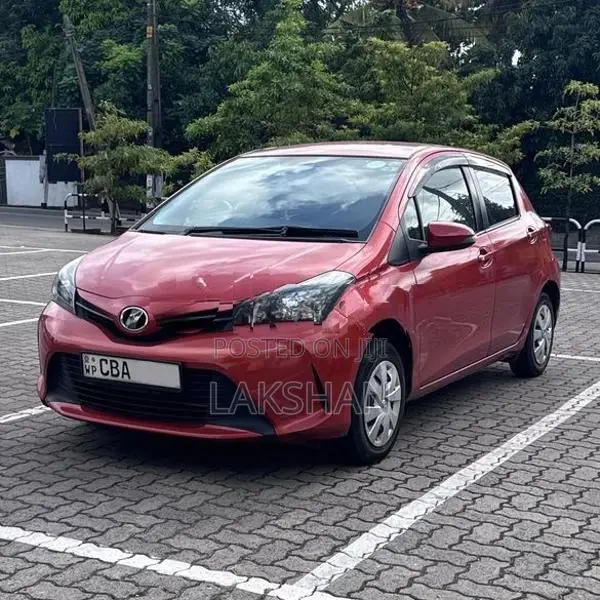 Toyota Vitz 2016