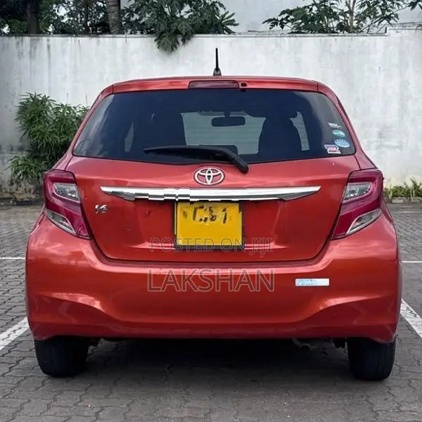 Toyota Vitz 2016