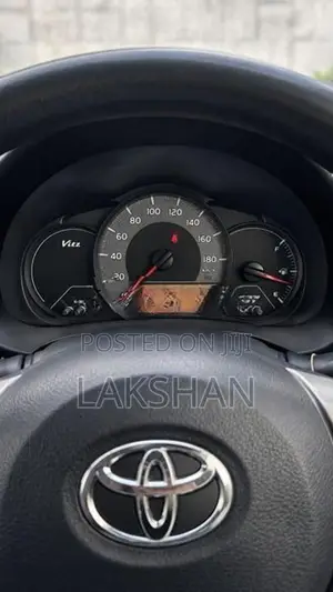 Toyota Vitz 2016