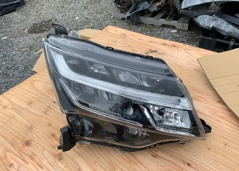 Toyota M900A Tank LED Head Light
