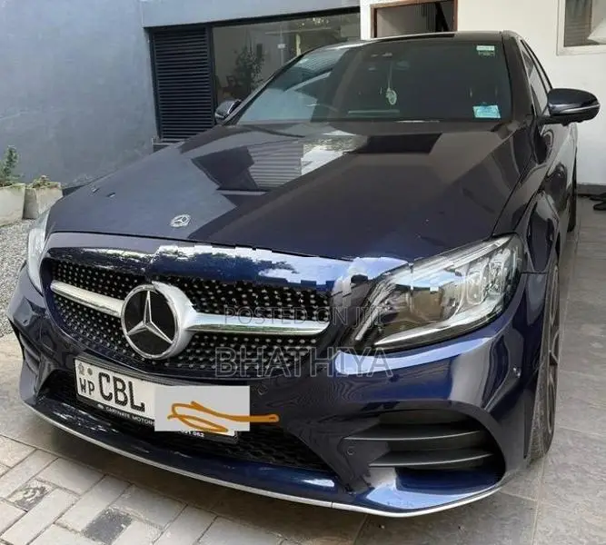 Mercedes Benz C200 premium plus sunroof 2019