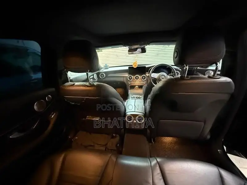 Mercedes Benz C200 premium plus sunroof 2019