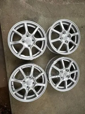 14” Alloy Wheels