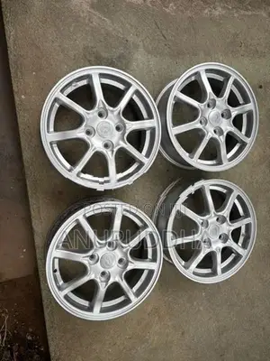14” Alloy Wheels