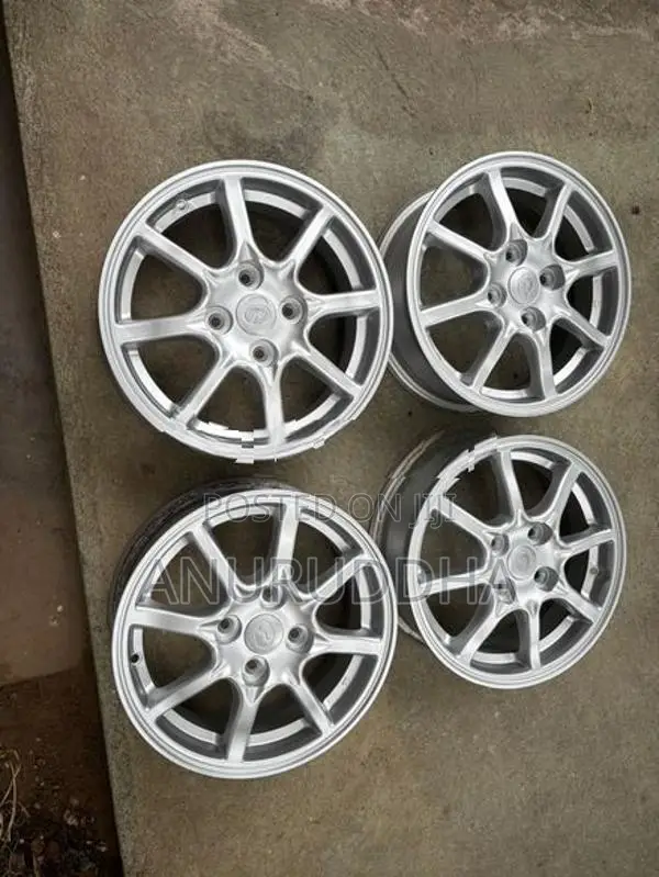 14” Alloy Wheels