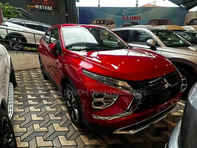 Mitsubishi Eclipse Cross G GRADE 2025