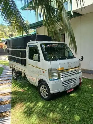 Suzuki Carry 2013