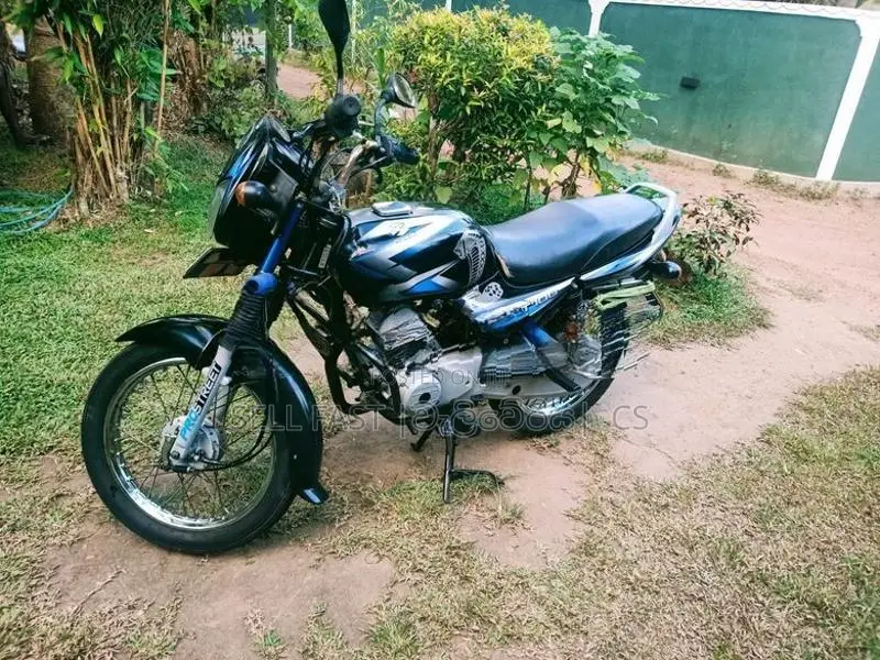 Bajaj CT100 2019