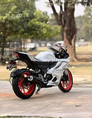 Yamaha R15 V4 2026