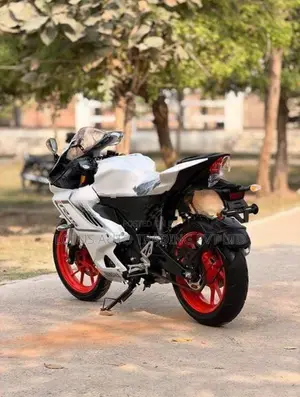 Yamaha R15 V4 2026