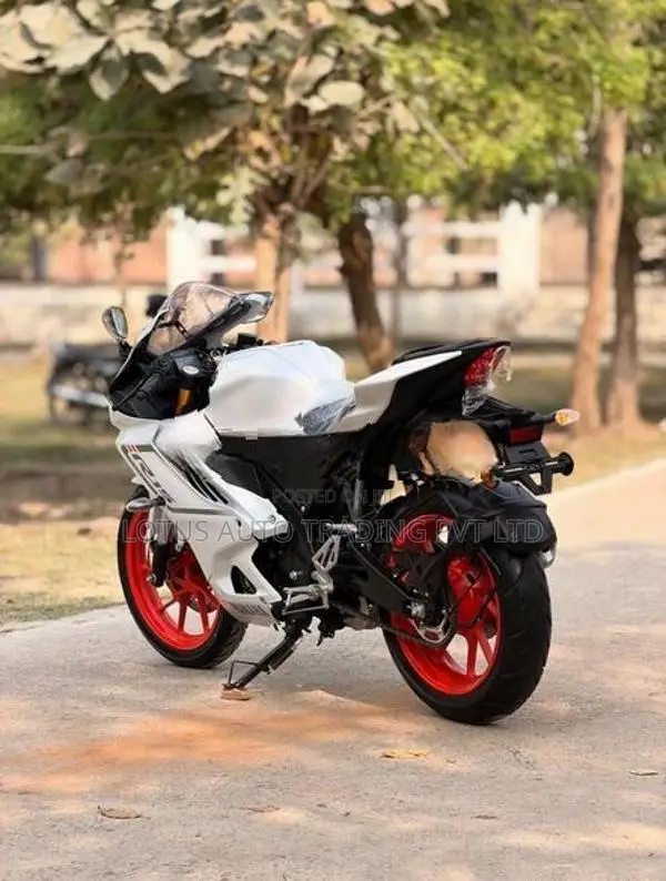Yamaha R15 V4 2026