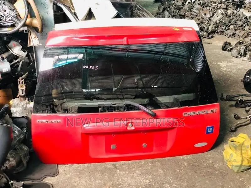 Chevrolet Cruze HR52S Dicky Door