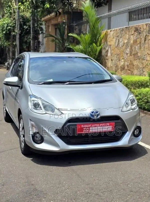 Toyota Aqua X 2014