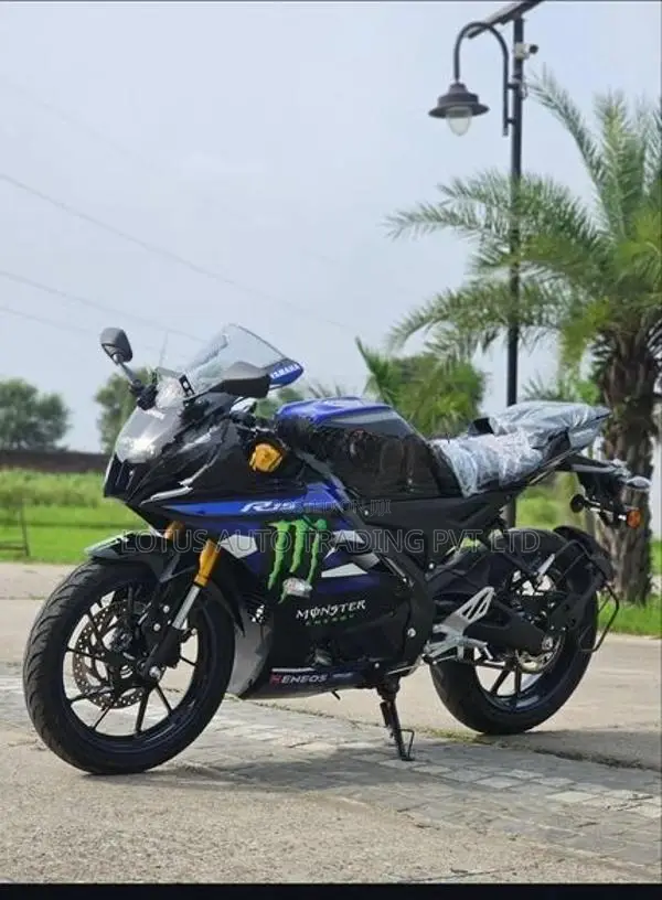 Yamaha R15 V4 moster 2026