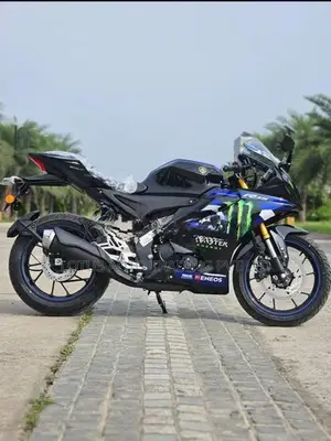 Yamaha R15 V4 moster 2026