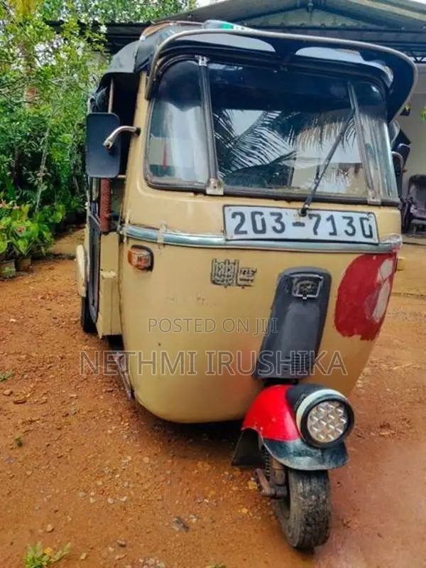 Bajaj RE 1996