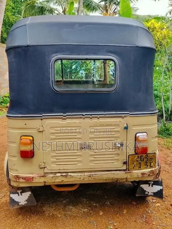 Bajaj RE 1996