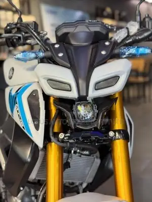 Yamaha MT 15 DLX 2026