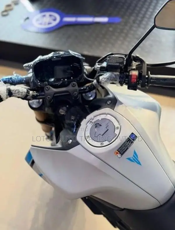 Yamaha MT 15 DLX 2026