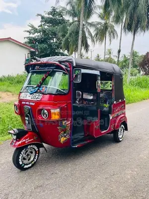 Bajaj RE Three Wheeler 2010