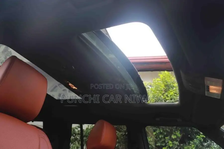 Land Rover Discovery HSE Domestic Edition 2011
