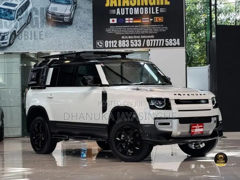 Land Rover Defender 110 SE 7Seater 2024