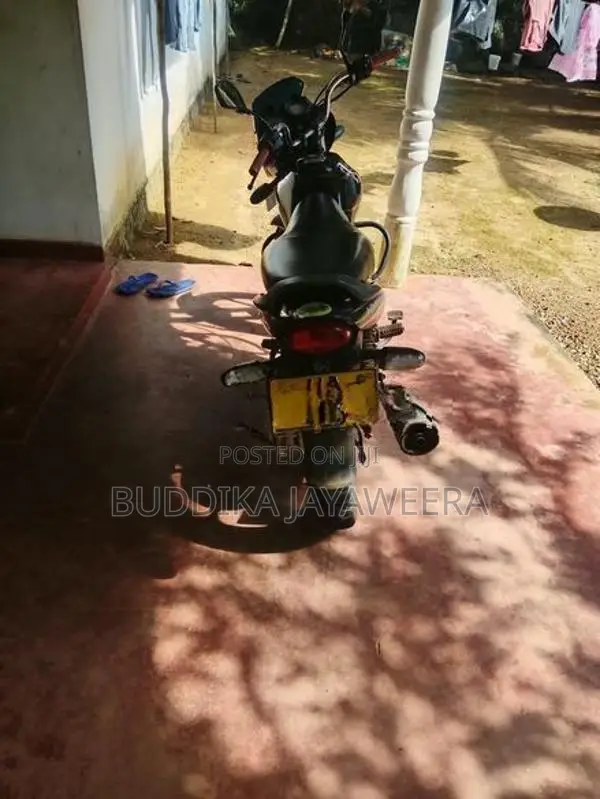 Bajaj Platina 100 2011