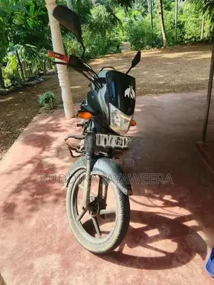 Bajaj Platina 100 2011