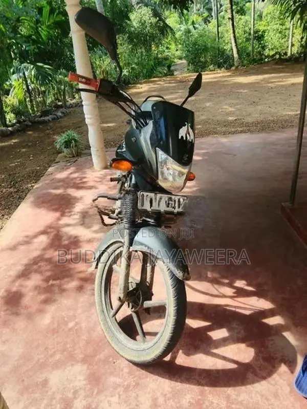 Bajaj Platina 100 2011