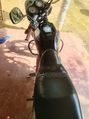 Bajaj Platina 100 2011