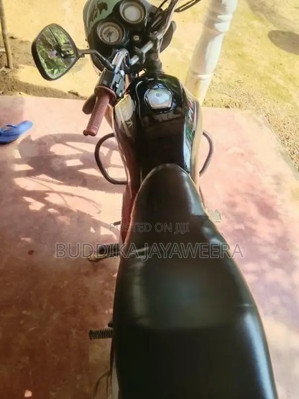 Bajaj Platina 100 2011