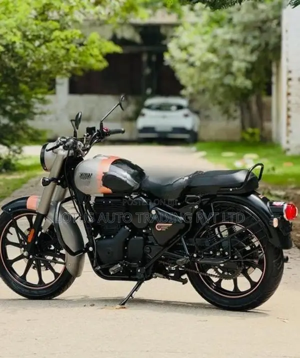 Royal Enfield Classic Gun Grey 2026