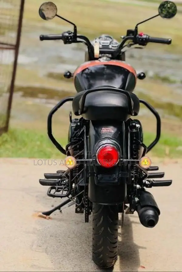 Royal Enfield Classic Gun Grey 2026