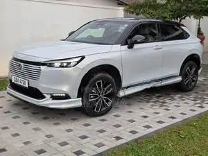 Honda Vezel Z Play 2025
