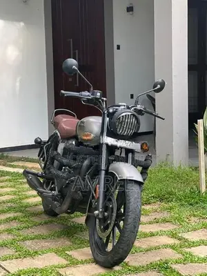 Royal Enfield Classic 350 2024