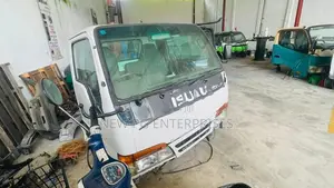 Isuzu Lorry Cabin 24v