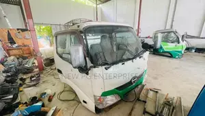 Toyota Dyna Dutro Lorry Cabin 24v