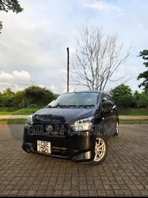 Daihatsu Mira 2017
