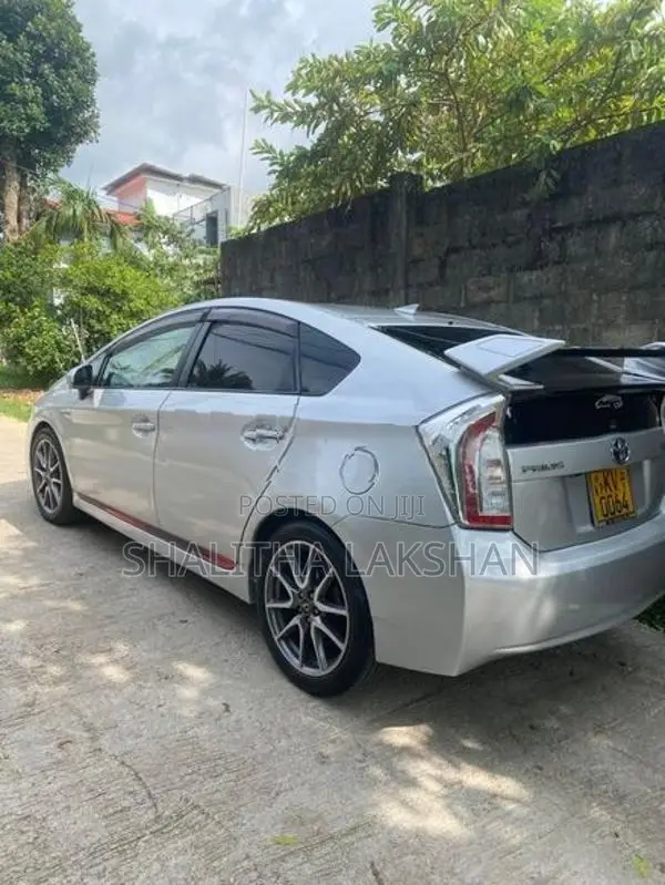 Toyota Prius 2012