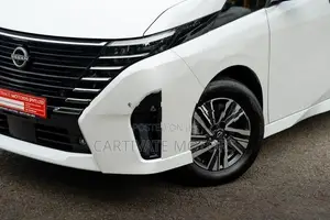 Nissan Serena e-POWER Highway star 2025