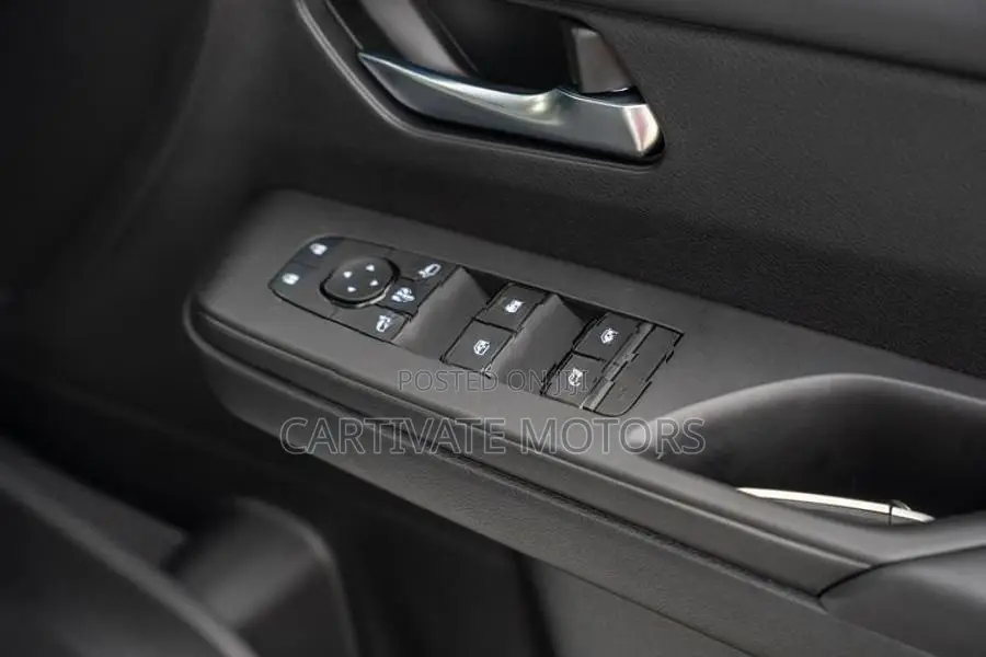 Nissan Serena e-POWER Highway star 2025