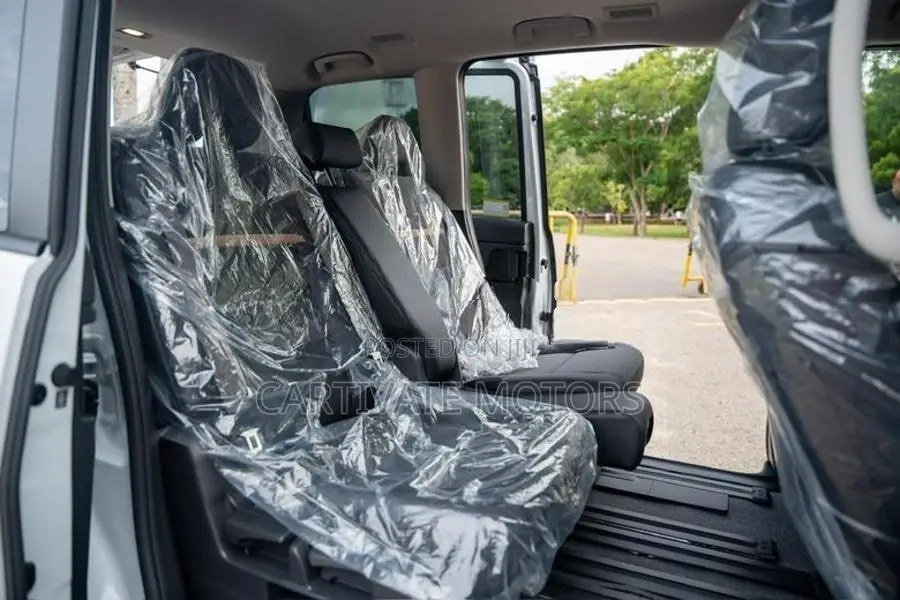 Nissan Serena e-POWER Highway star 2025