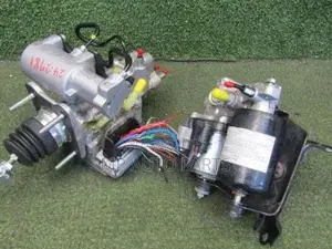 Toyota Esquire ABS Unit
